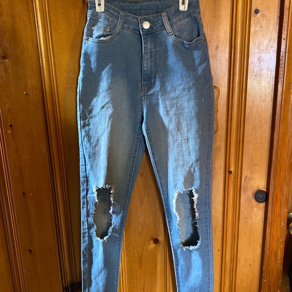 Denim - Women’s Bob jeans size 4
